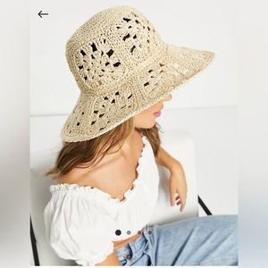 NWT & Other Stories crochet hat